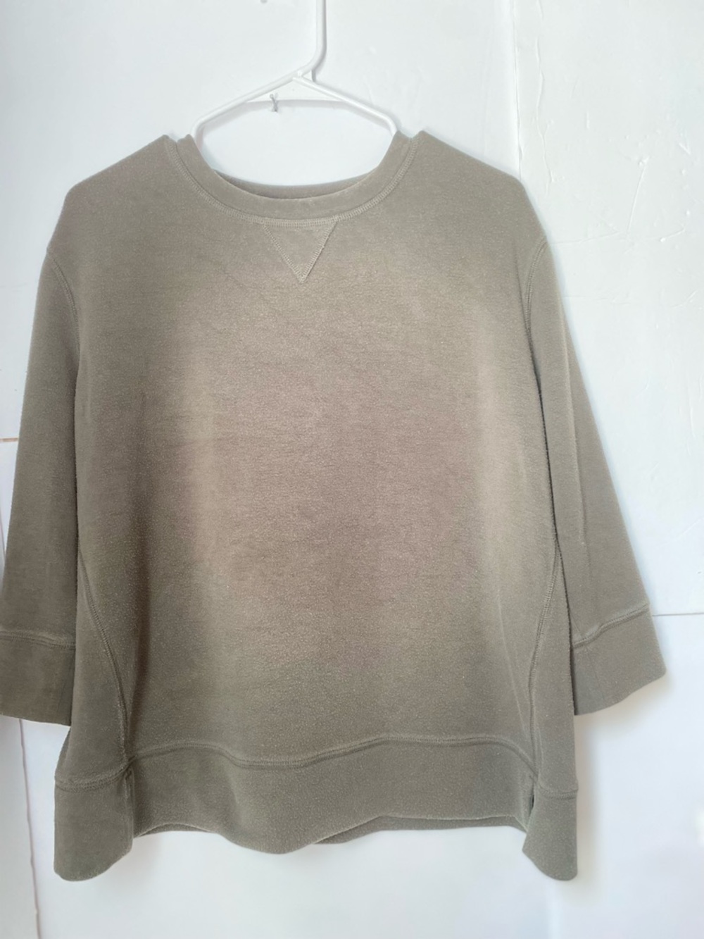 Westbound Women's Olive  super soft crew neck Petite Large